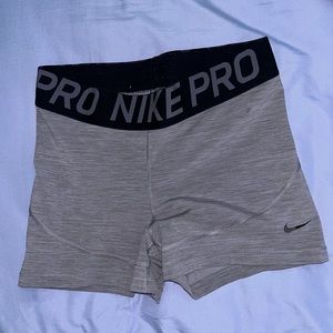 Nike Pros Women’s 3” shorts